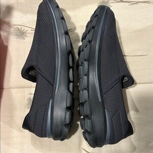 Sketchers go walk 3 walking shoes